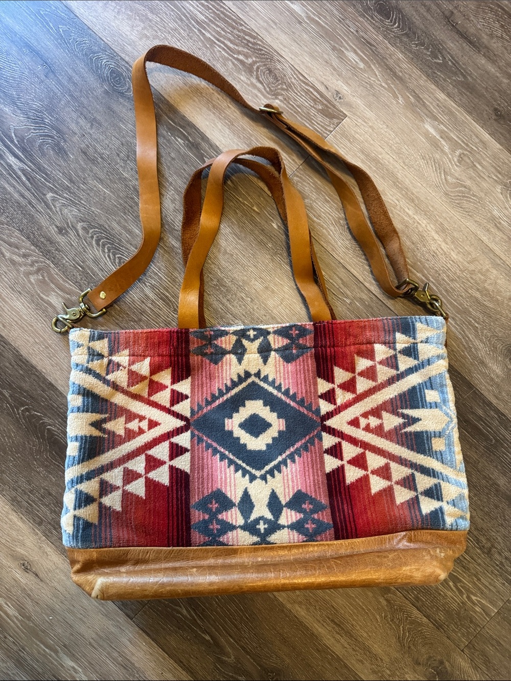 Rais Case/ Pendleton Fabric Tote Bag